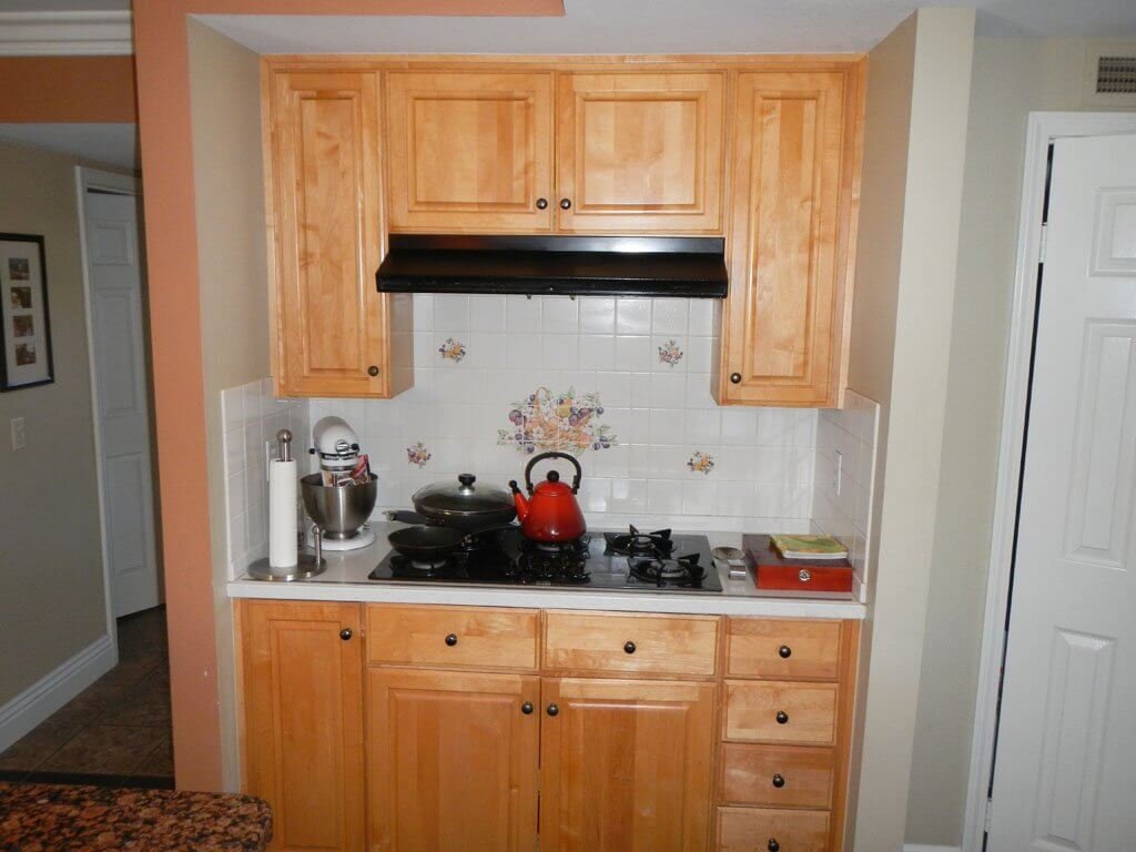 kitchen stove top and hood