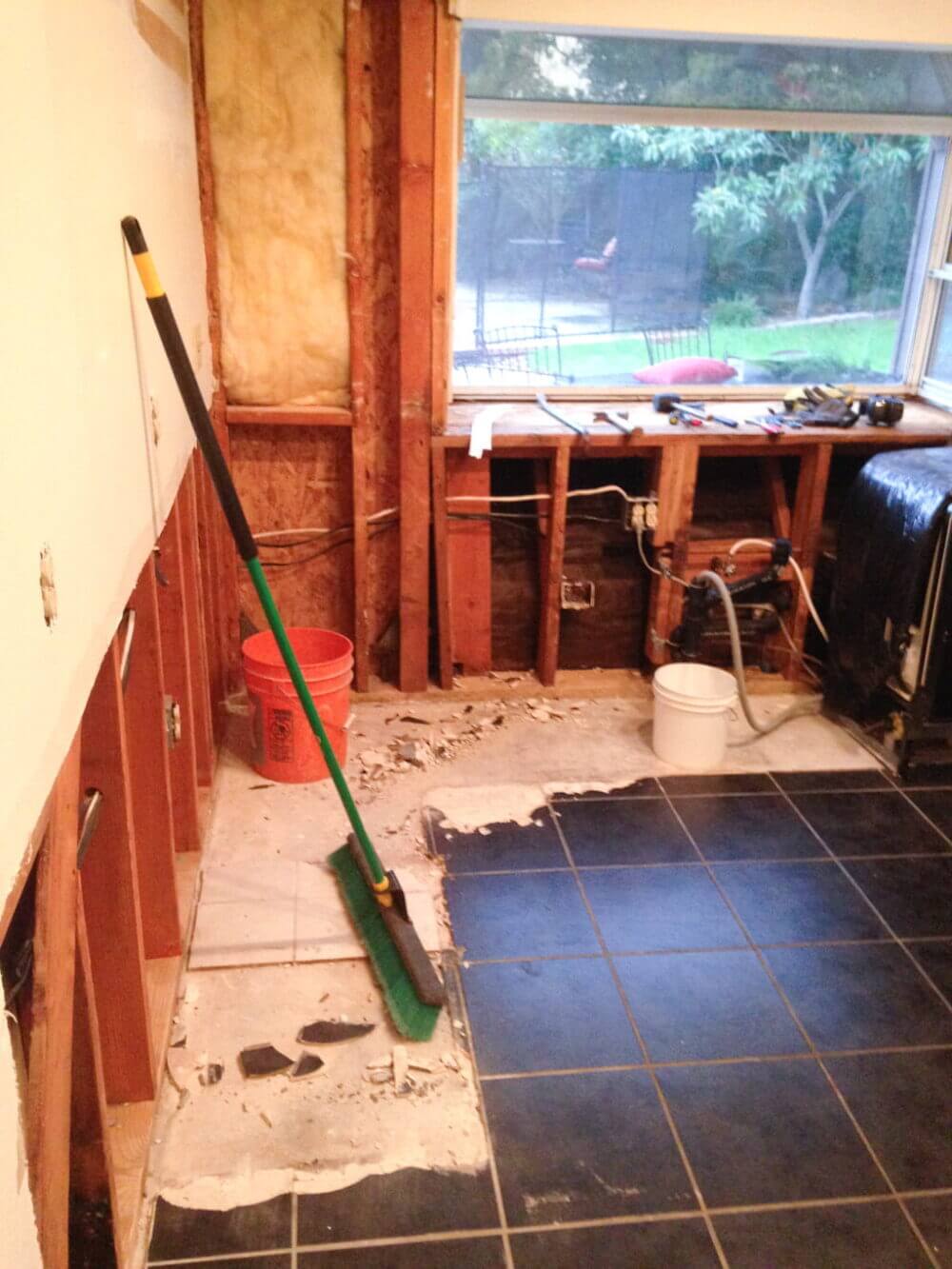 Kitchen Mold Removal Tile Floors 1000x1333 