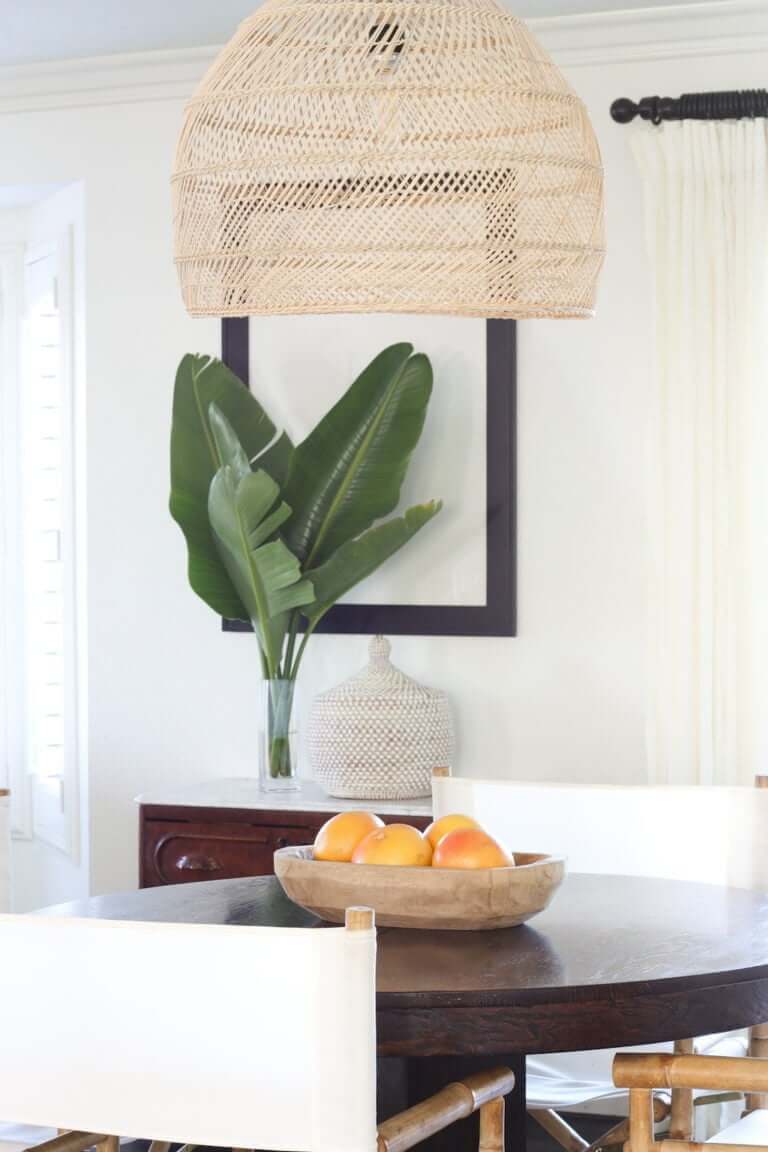 Simple-Centerpiece-Wood-Bowl-with-Fruit