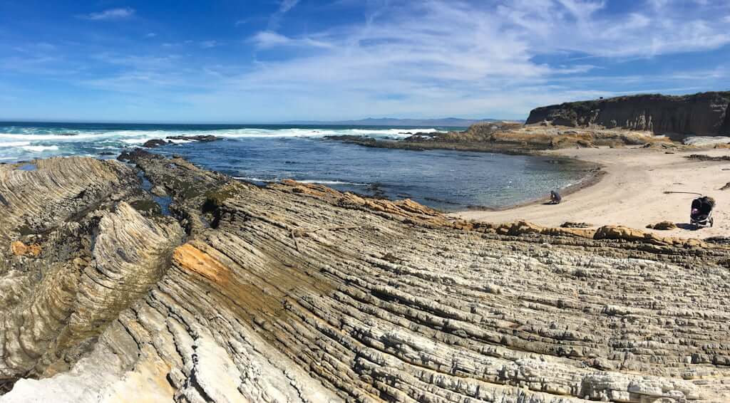 Montana de Oro beach and ocean with rock formations in foreground
