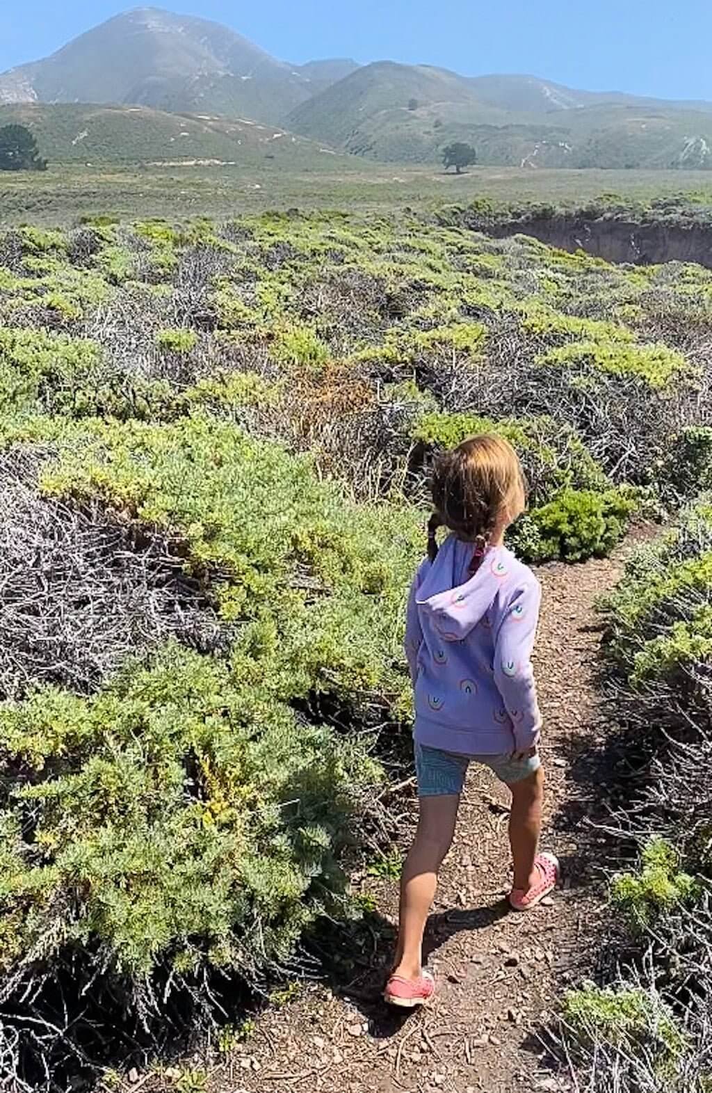 girl exploring Montana de Oro hike