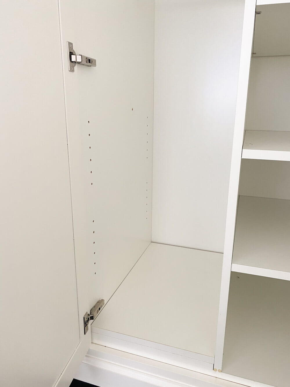 Closet Built Ins: The Genius Way to Convert Your Basic Space for Max ...