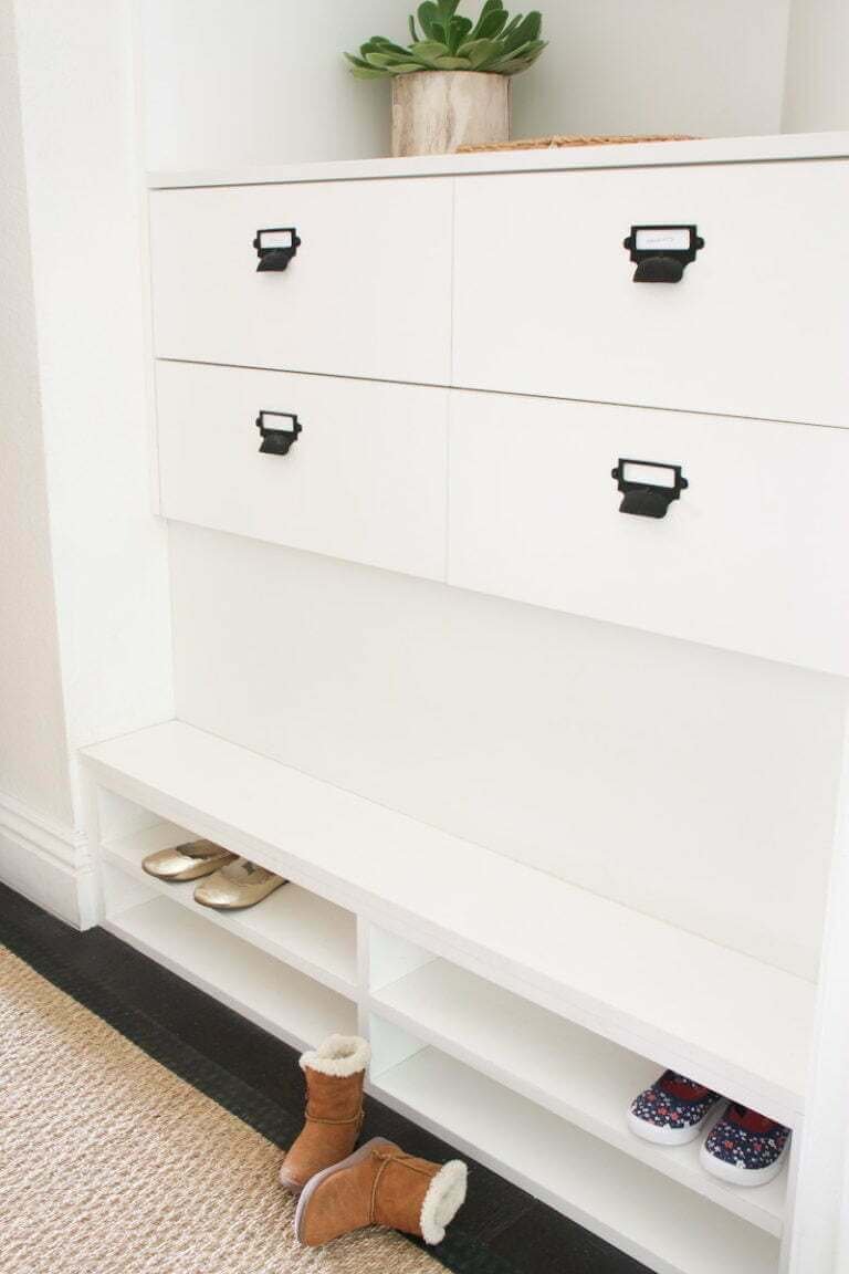 What Is a Drop Zone In a House? (15+ Genius Tips for Your Home Entry