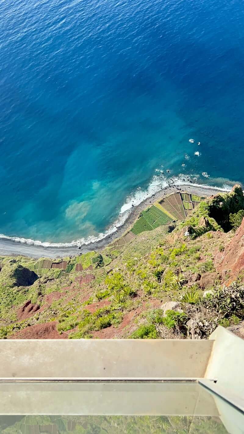 view down to ocean from Cabo Girao cliff