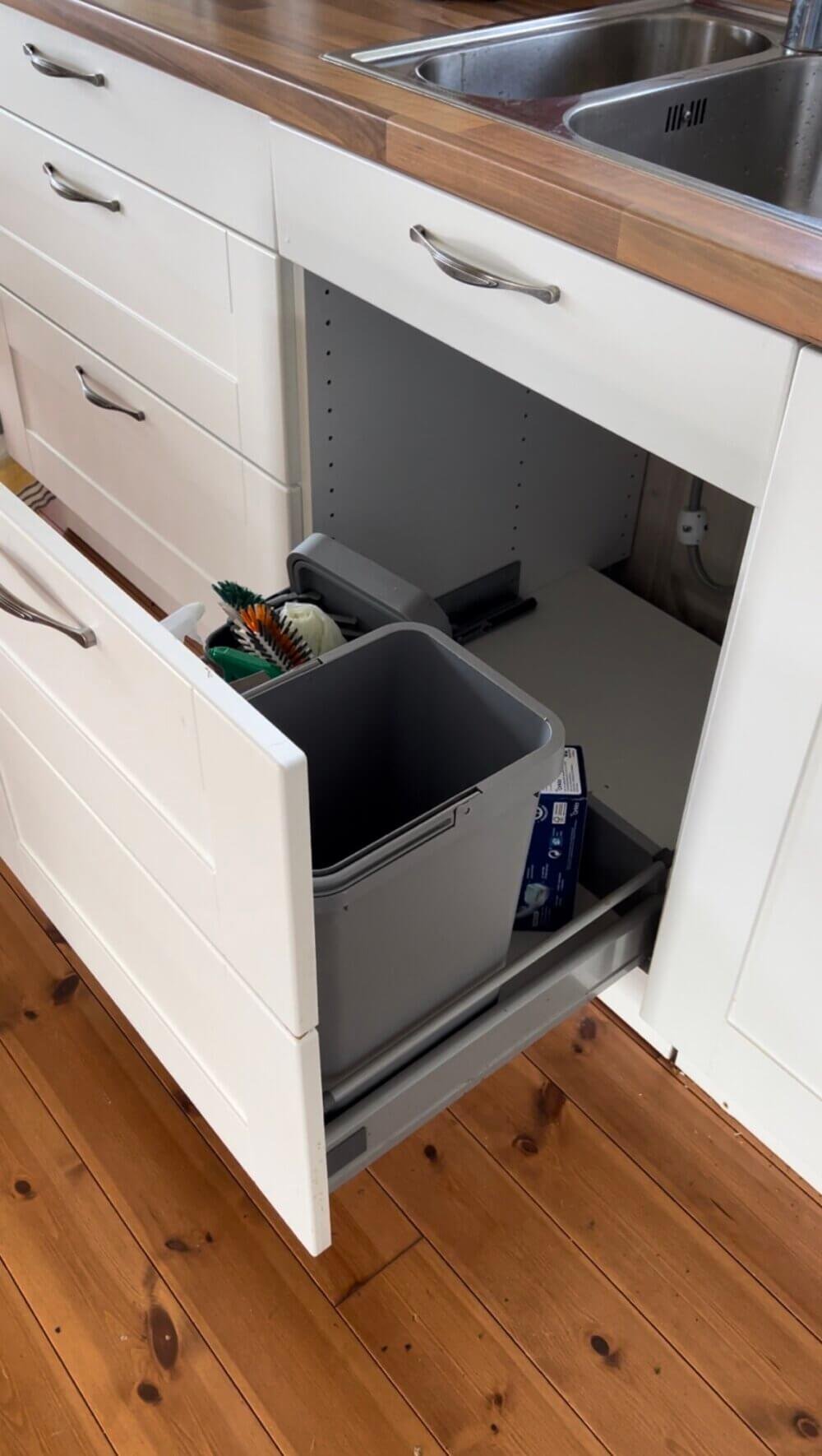 Under Sink Trash: Avoid This Everywhere From Kitchen Drawers to ...