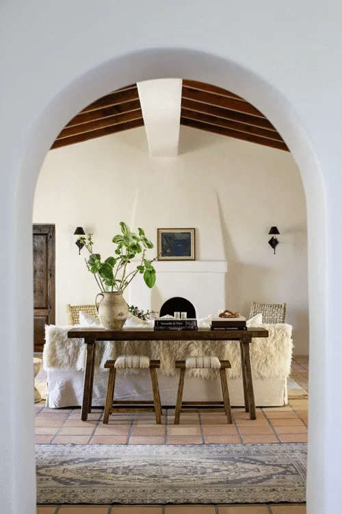 Read more about the article Spanish-Style House Interior: 50 Genius Room-by-Room Ideas I’m Hyped For!