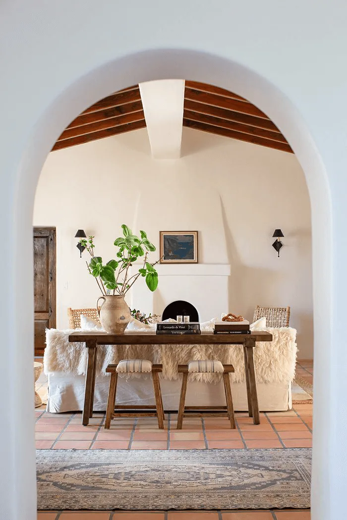 Read more about the article Spanish-Style House Interior: 50 Genius Room-by-Room Ideas I’m Hyped For!